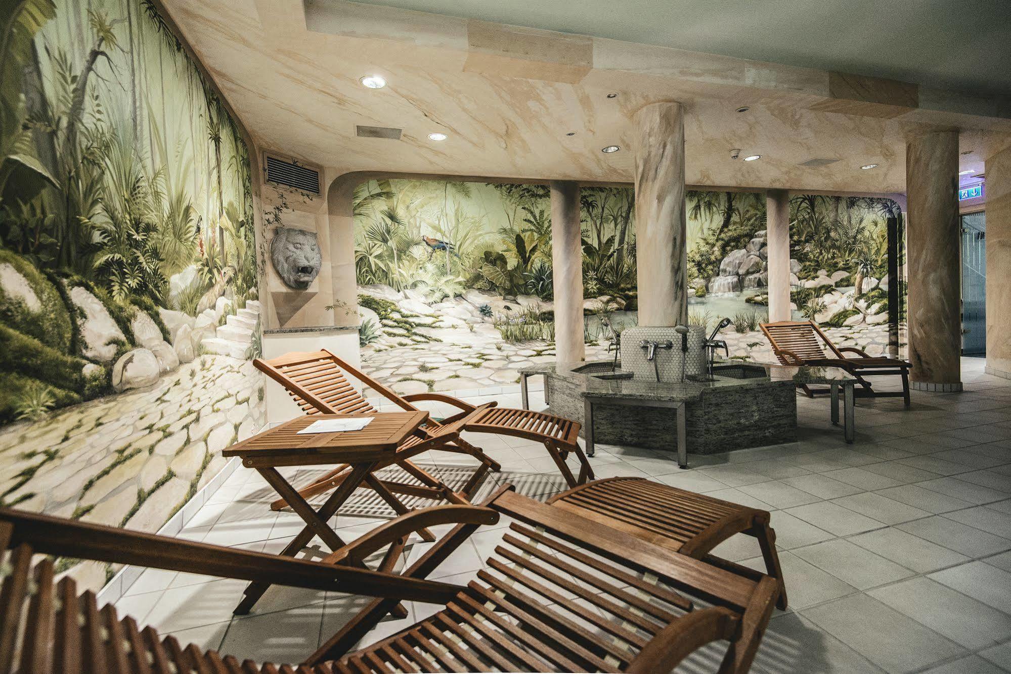 Hotel Villa Heine Wellness&Spa Halberstadt Esterno foto